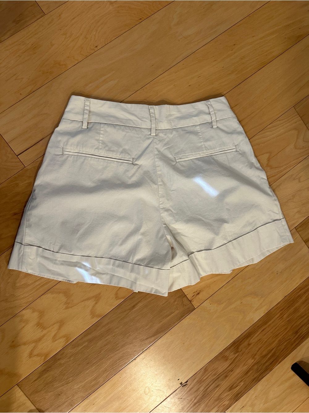 Banana Republic Cream High-Rise Pleated Shorts - Picture 6 of 8
